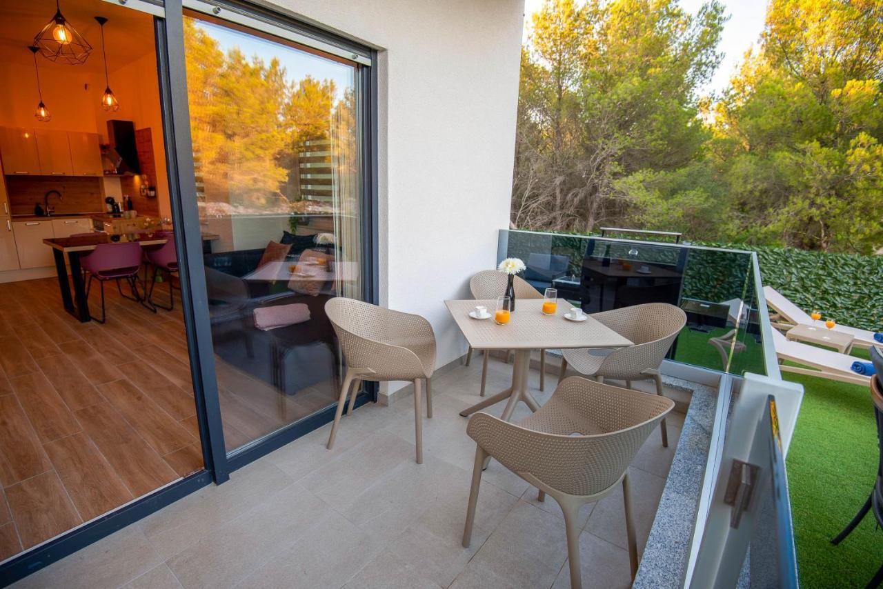 My Adriatic Place With Private Garden And Garage Sibenik Exterior photo